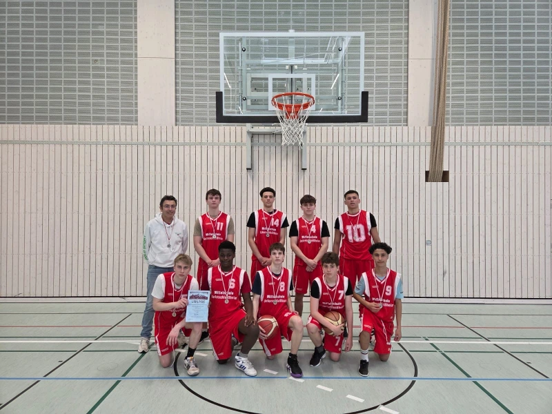  Basketballer unterliegen Dachau trotz starker Aufholjagd